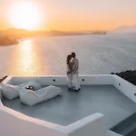 Villa Eight Infinity -- Two-level --