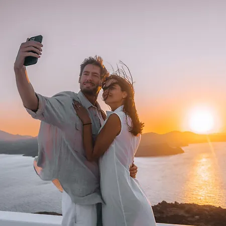 Eight Infinity -- Two-level -- Villa Plaka (Milos)