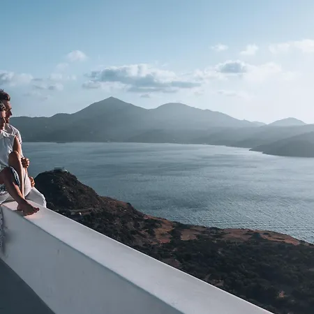 Eight Infinity -- Two-level -- Villa *