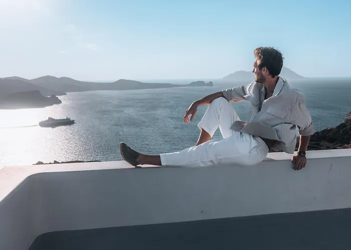 Eight Infinity -- Two-level -- * Plaka (Milos)