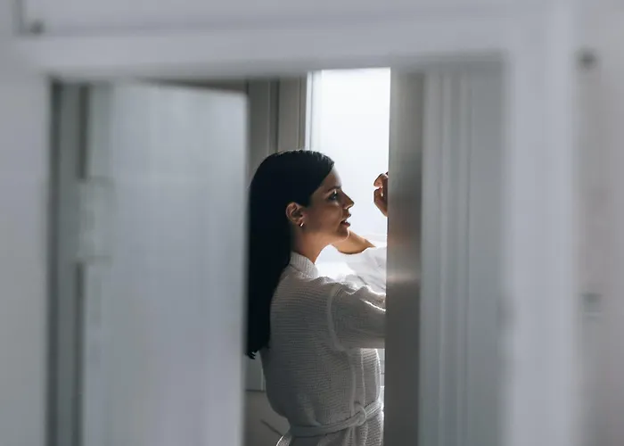 Villa Eight Infinity -- Two-level --