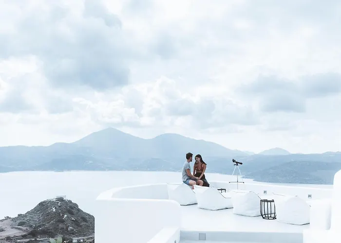 Eight Infinity -- Two-level -- Villa Plaka (Milos)